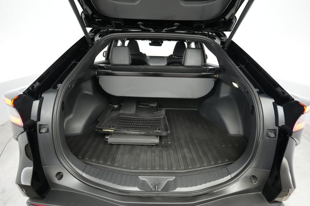 2024 Toyota bZ4X — photo 6 of 19