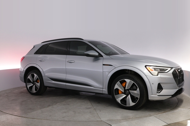 2022 Audi e-tron