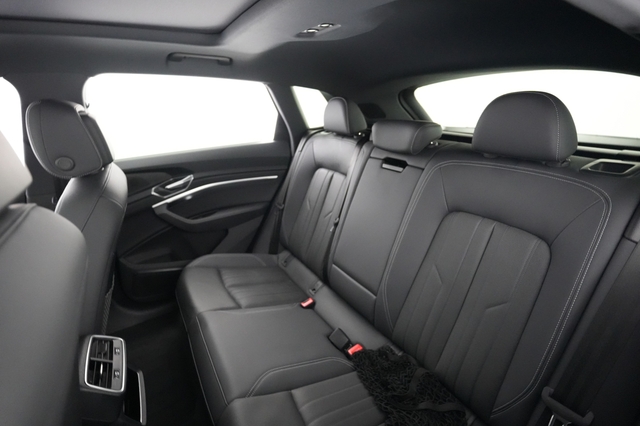 2022 Audi e-tron