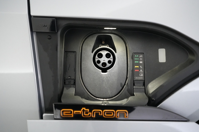 2022 Audi e-tron