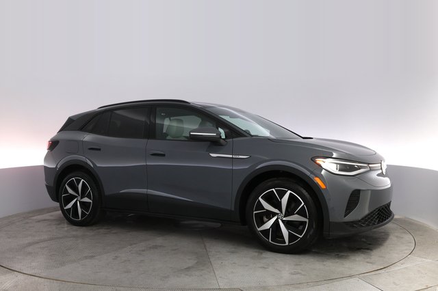 2024 Volkswagen ID.4 — photo 11 of 20