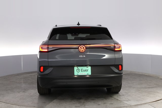 2024 Volkswagen ID.4 — photo 12 of 20