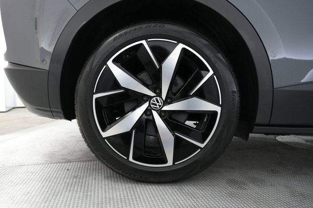 2024 Volkswagen ID.4 — photo 7 of 20