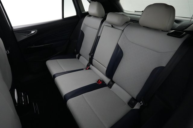 2024 Volkswagen ID.4 — photo 19 of 20