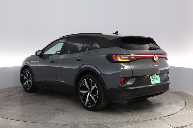 2024 Volkswagen ID.4 — photo 13 of 20