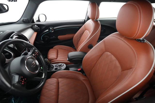 2024 MINI Cooper SE — photo 3 of 19