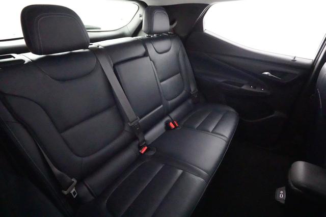 2022 Chevrolet Bolt EUV — photo 4 of 21