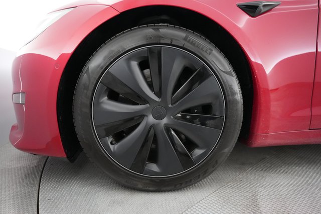 2022 Tesla Model S — photo 16 of 21