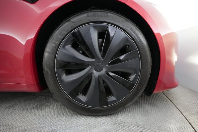 2022 Tesla Model S — photo 15 of 21