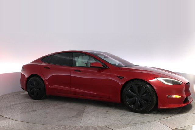 2022 Tesla Model S — photo 11 of 21