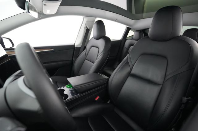 2022 Tesla Model Y — photo 3 of 21