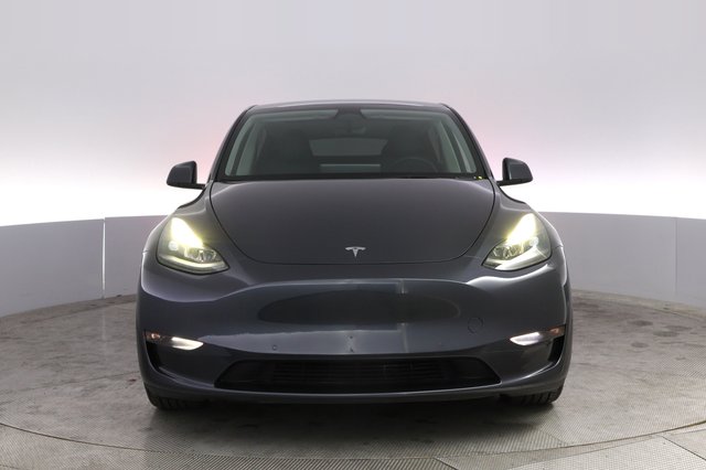 2022 Tesla Model Y — photo 9 of 21