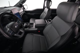 2023 Ford F-150 Lightning — photo 3 of 15