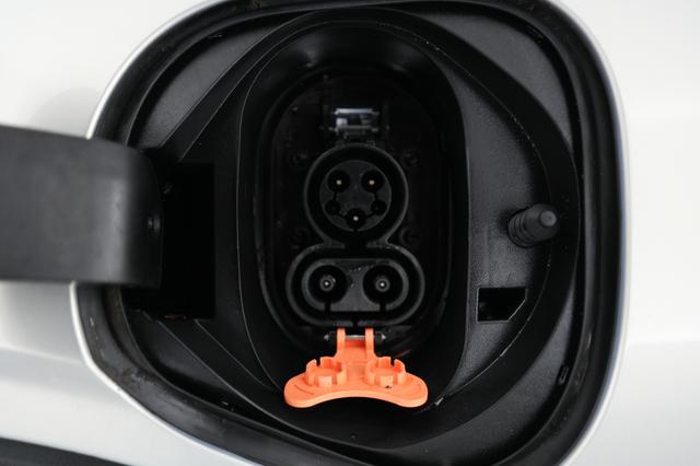 2023 Chevrolet Bolt EUV — photo 8 of 20