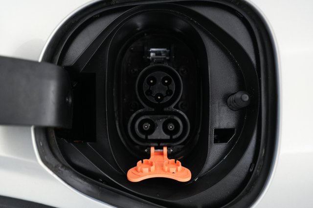 2023 Chevrolet Bolt EUV — photo 8 of 20