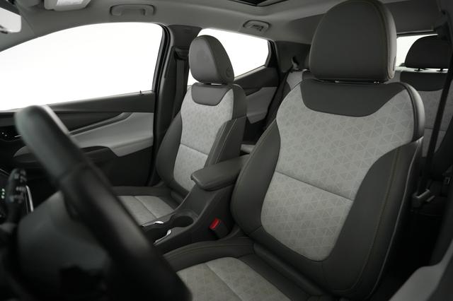 2023 Chevrolet Bolt EUV — photo 3 of 20