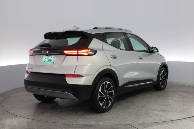 2023 Chevrolet Bolt EUV — photo 2 of 20