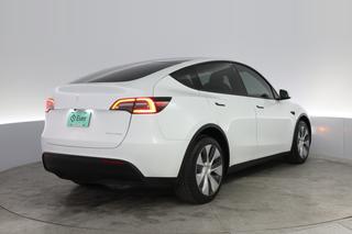 2023 Tesla Model Y — photo 2 of 24