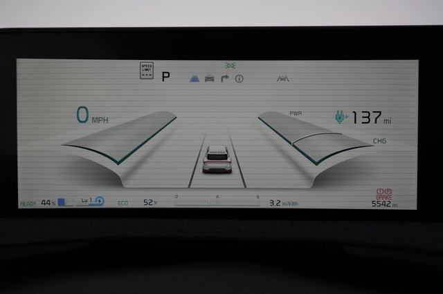 2023 Kia EV6 — photo 5 of 20