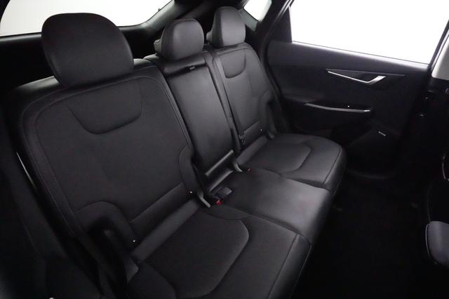 2023 Kia EV6 — photo 4 of 20