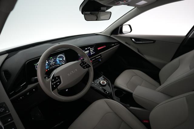 2023 Kia Niro EV — photo 3 of 21