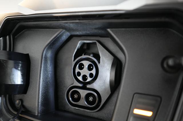 2023 Kia Niro EV — photo 8 of 21