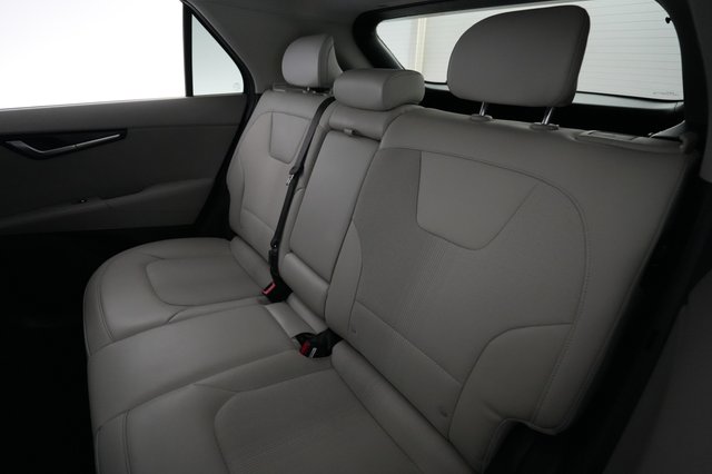 2023 Kia Niro EV — photo 18 of 21
