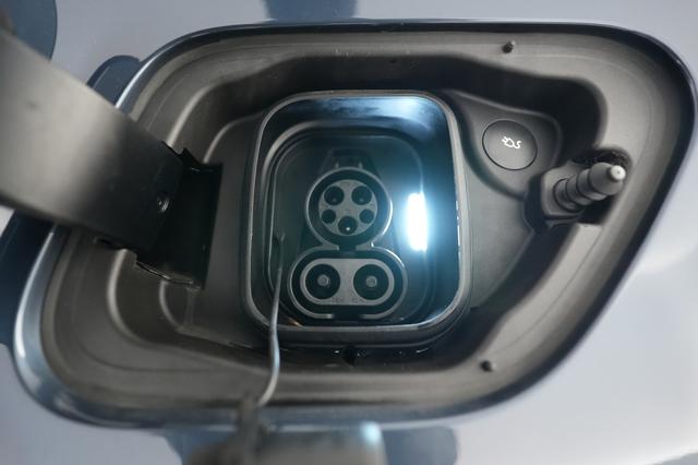 2023 Polestar 2 — photo 8 of 21