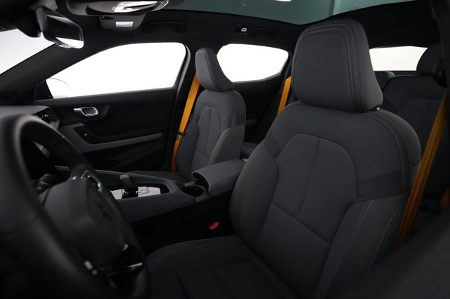 2023 Polestar 2 — photo 3 of 21