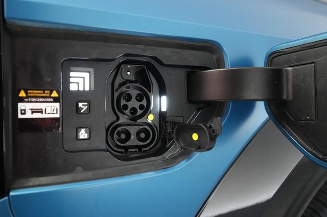 2024 Kia EV9 — photo 8 of 21