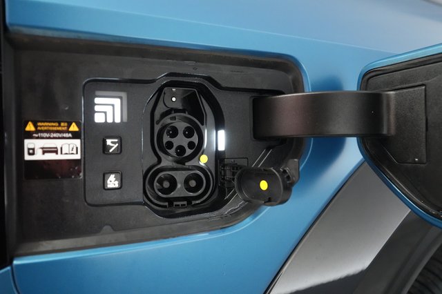 2024 Kia EV9 — photo 8 of 21