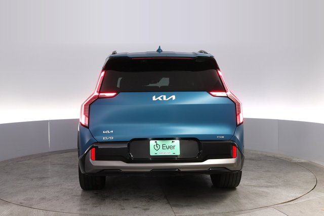 2024 Kia EV9 — photo 12 of 21