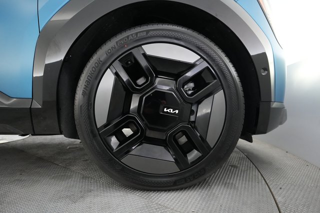 2024 Kia EV9 — photo 15 of 21