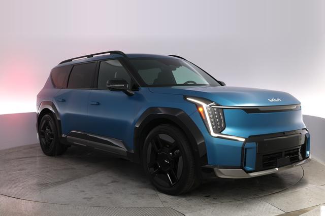2024 Kia EV9 — photo 10 of 21