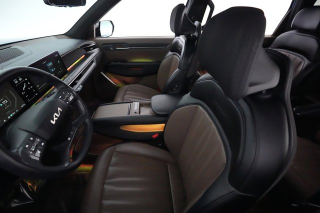 2024 Kia EV9 — photo 3 of 21