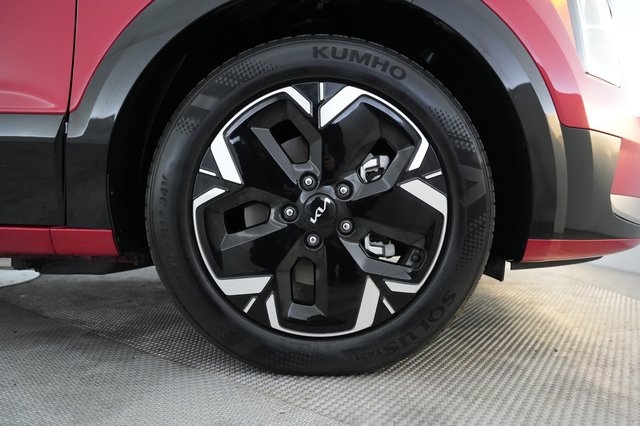 2024 Kia Niro EV — photo 16 of 21