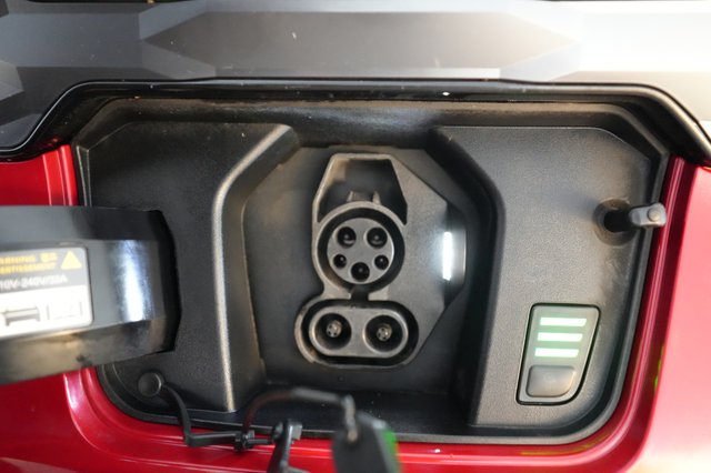 2024 Kia Niro EV — photo 8 of 21