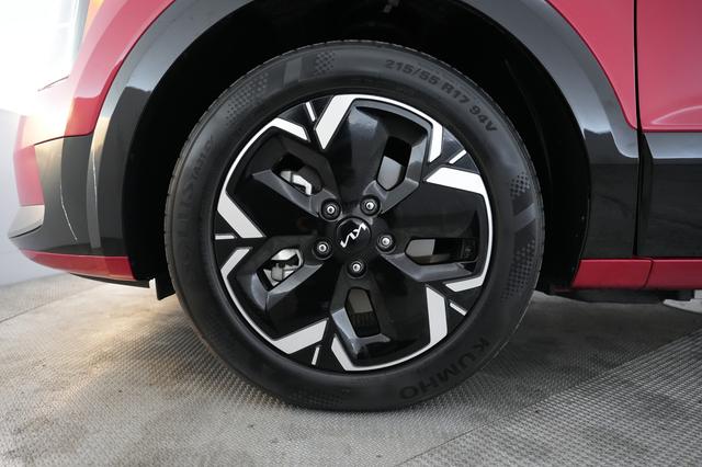 2024 Kia Niro EV — photo 7 of 21