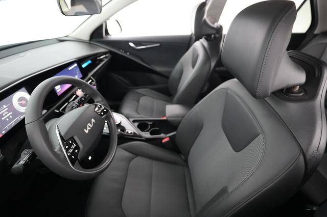 2024 Kia Niro EV — photo 3 of 18