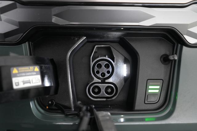 2024 Kia Niro EV — photo 8 of 18