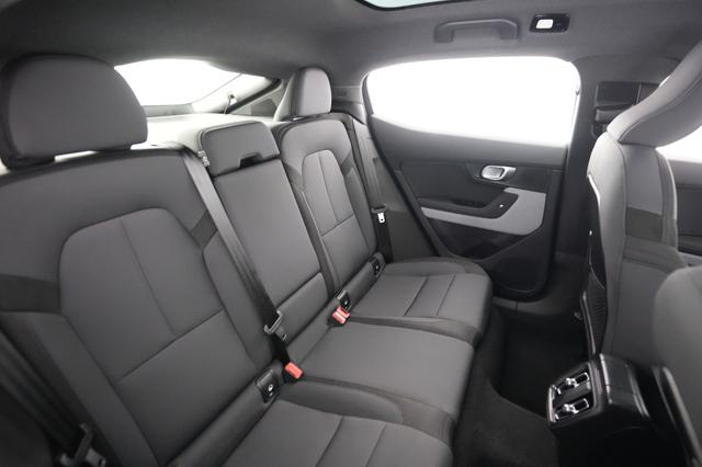 2024 Polestar 2 — photo 4 of 21