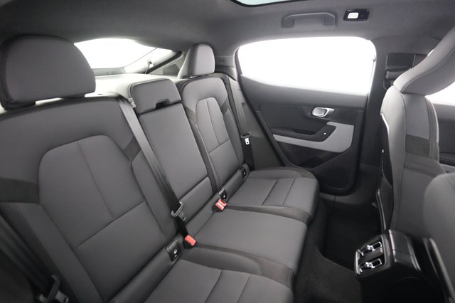 2024 Polestar 2 — photo 4 of 21