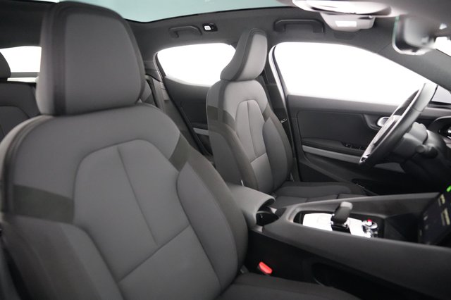 2024 Polestar 2 — photo 18 of 21