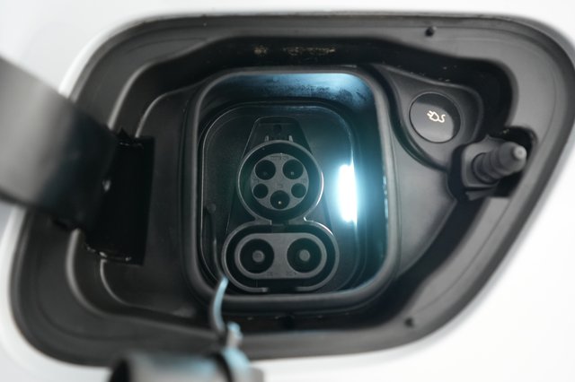 2024 Polestar 2 — photo 8 of 21