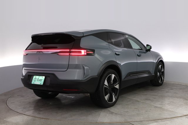 2025 Polestar 3 — photo 2 of 20
