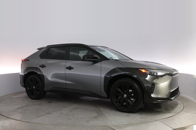2025 Toyota bZ4X — photo 11 of 20