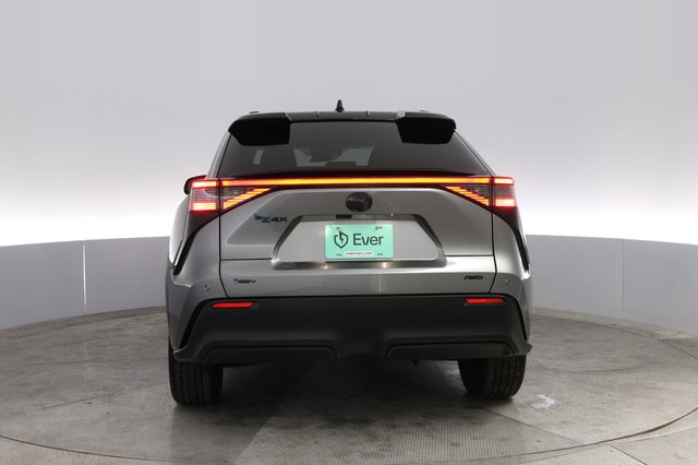 2025 Toyota bZ4X — photo 12 of 20