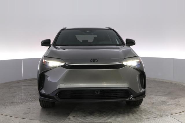 2025 Toyota bZ4X — photo 9 of 20