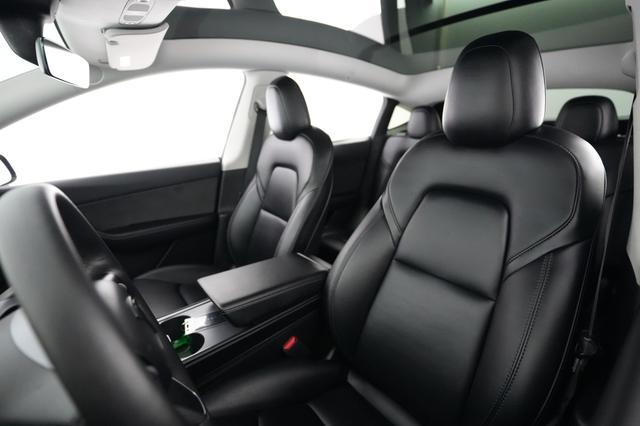 2022 Tesla Model Y — photo 3 of 21