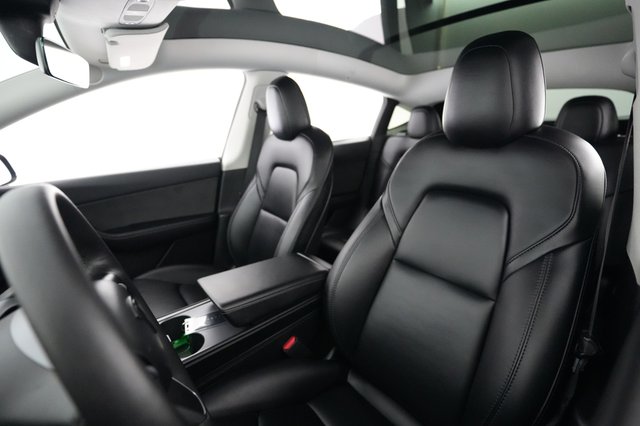 2022 Tesla Model Y — photo 3 of 21